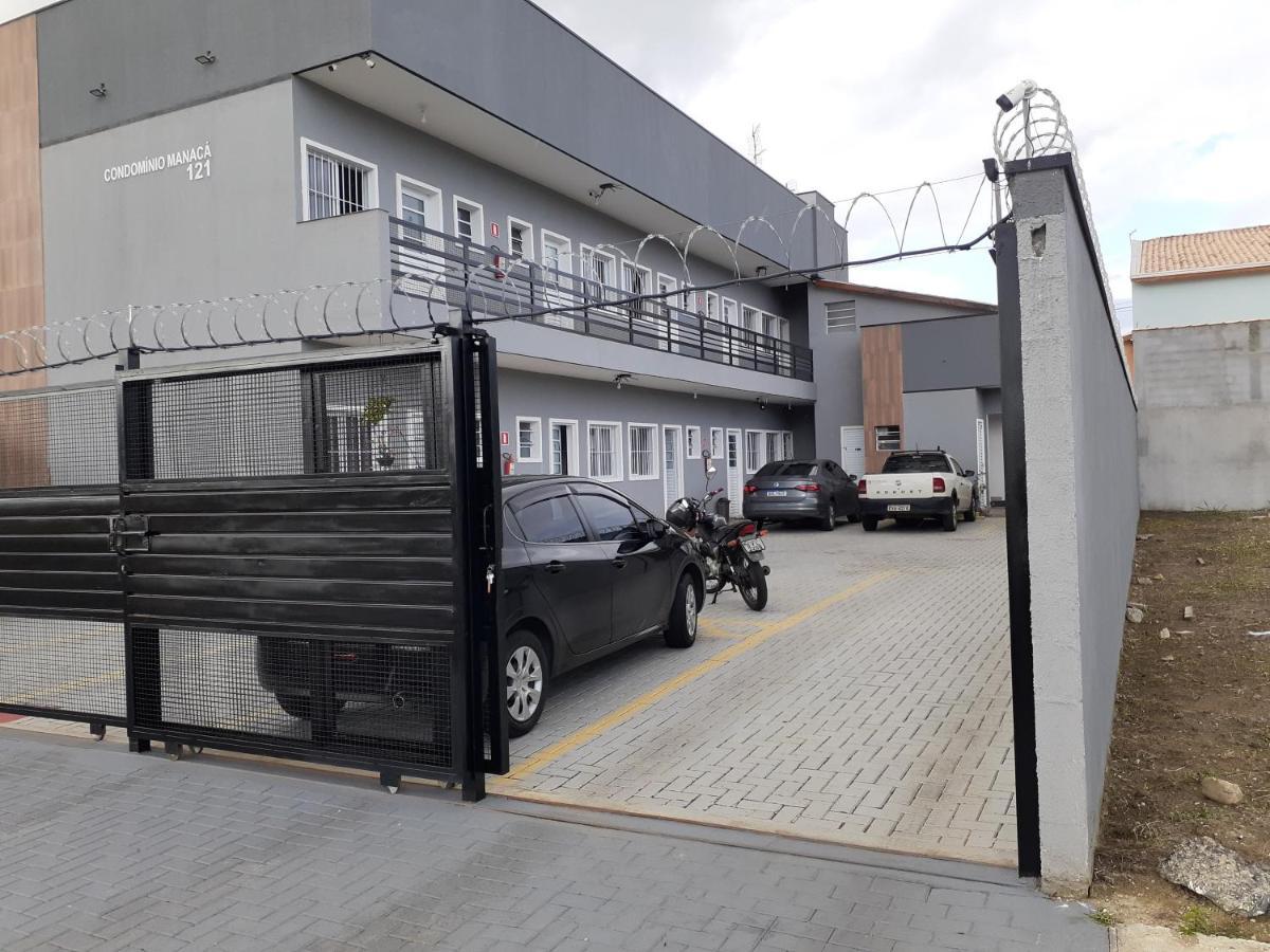 Апартаменты Loft 2 Completo Ar Canais Assinat Garagem Internet Prox Aparecida E Industrias Пиндамоньянгаба Экстерьер фото
